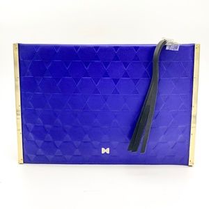 NWT HEIRLOOM Leather Embossed Flat Clutch